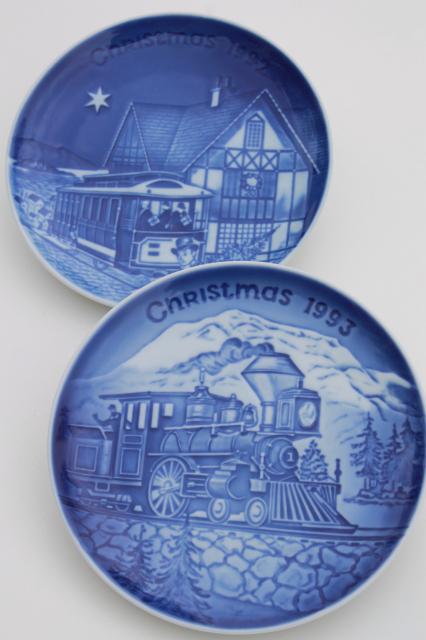 photo of vintage B&G Royal Copenhagen Christmas in America series blue & white mini plates #11