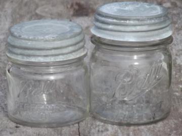 catalog photo of vintage Ball Perfect Mason jars w/ old zinc lids, small half-pint jelly jars