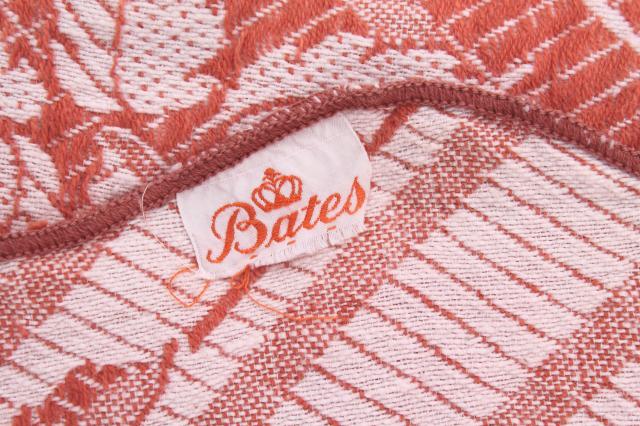 photo of vintage Bates bedspread, woven cotton bed cover in russet orange & white #9