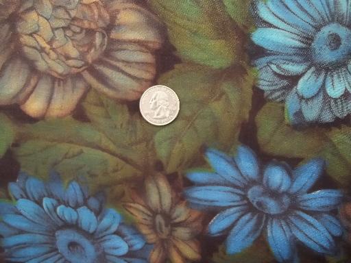 photo of vintage Bates print cotton sateen fabric, retro 40s 50s floral print #1