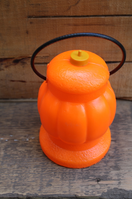 photo of vintage Bayshore blowmold plastic jack o lantern pumpkin, flashlight trick or treat light  #3