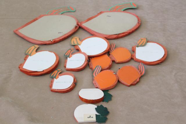 photo of vintage Beistledie cut honeycomb paper decorations, pumpkins for autumn Halloween #3