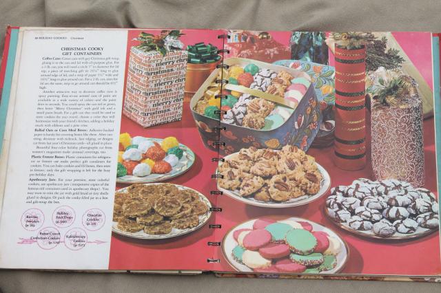 photo of vintage Betty Crocker cookbooks, Cooky book cookies, New Good & Easy recipes 1960s #3