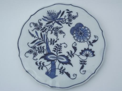 photo of vintage Blue Danube china tea trivet, old blue & white onion pattern #1