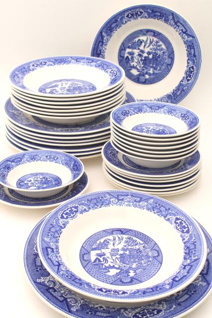 photo of vintage Blue Willow china, estate set dinnerware service for 8, dinner plates & soup bowls #1