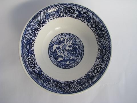 photo of vintage Blue Willow pattern round vegetable serving bowl #1