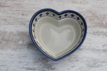 vintage Boleslawiec Polish pottery large heart shaped bowl 