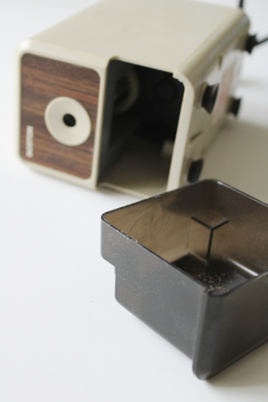 photo of vintage Boston model 18 electric pencil sharpener, works fine, nice & sharp  #4