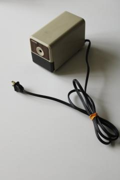 catalog photo of vintage Boston model 18 electric pencil sharpener, works fine, nice & sharp 
