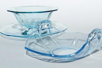 catalog photo of vintage Cambridge decagon mayo dish & basket bowl, light blue colored glass