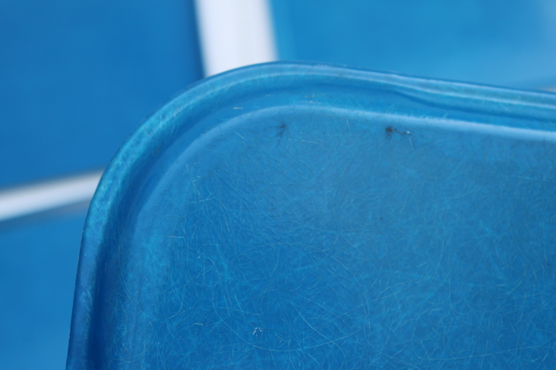 photo of vintage Cambro fiberglass plastic trays bright royal blue, set of 4 cafeteria lunch trays  #8