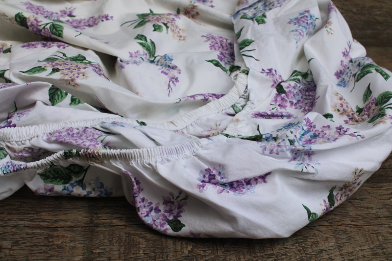 photo of vintage Cannon cotton poly bed sheets, Waverly style lilacs floral print queen size  #5