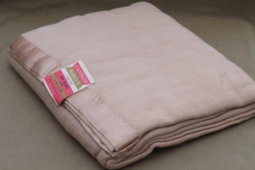 photo of vintage Cannon label blanket, rose-buff plush bed blanket w/ satin binding #1