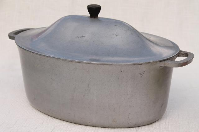 photo of vintage Cast Rite aluminum oval dutch oven roaster, chicken fryer roasting pan #1