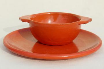 catalog photo of vintage Catalina Island pottery California Toyon red orange plate & bowl