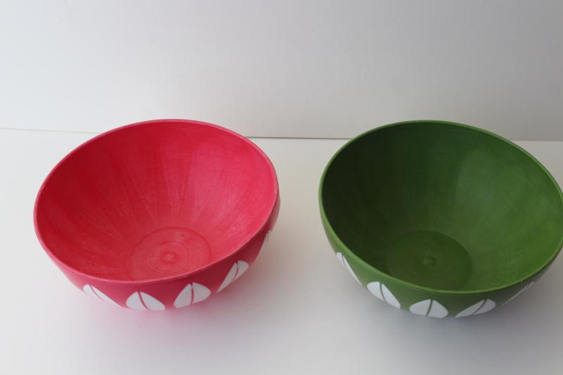 photo of vintage CathrineHolm lotus bowls, pink & green Delta plastic retro mid-century mod #2