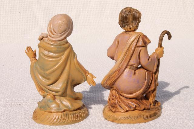 photo of vintage Christmas Nativity scene Holy Family, carved wood look plastic made in Italy #9