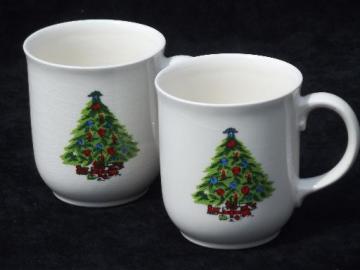 catalog photo of vintage Christmas Tree coffee cups or cocoa mugs, old Mt. Clemens pottery ?