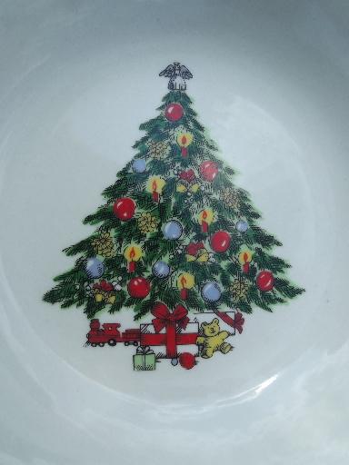 photo of vintage Christmas Tree holiday dishes, Mt. Clemens pottery soup bowls #4