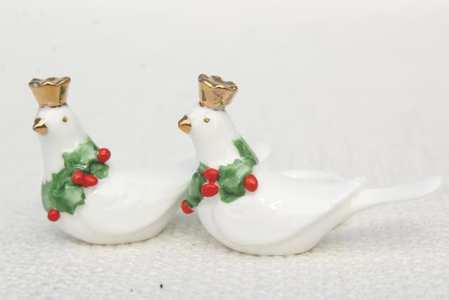 photo of vintage Christmas candle huggers, taper candles rings w/ white doves #7