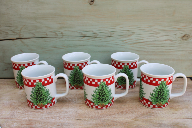 photo of vintage Christmas mugs set, rustic cozy holiday red & white checked w/ pine trees #1