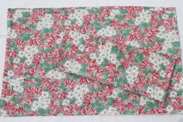 catalog photo of vintage Christmas print feed sack fabric, printed cotton feedsack pillowcases pair