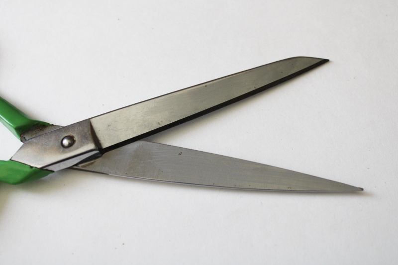 photo of vintage Clauss 238 USA moly stainless steel scissors, green handles sewing shears  #4