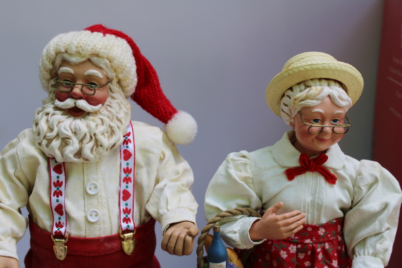 photo of vintage Clothtique Possible Dreams Santa & Mrs Claus bicycle Holiday Built For Two figurine set in box  #2