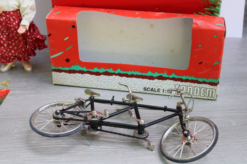 photo of vintage Clothtique Possible Dreams Santa & Mrs Claus bicycle Holiday Built For Two figurine set in box  #7