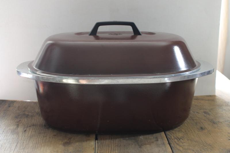 photo of vintage Club aluminum oval roaster w/ lid, BIG 10 qt roasting pan for a turkey #1