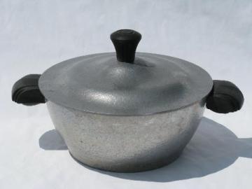 catalog photo of vintage Club aluminum pot or casserole for 1 or 2, little dutch oven