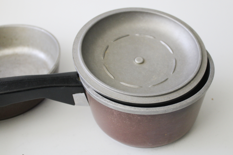 photo of vintage Club aluminum sauce pan pint size pot w/ lid & small skillet, cookware for 1 or 2 #9