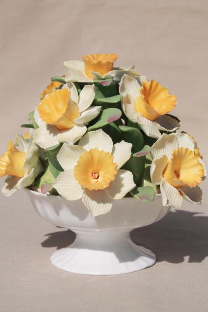 photo of vintage Coalport type flowers bouquet, Aynsley England bone china daffodils #5