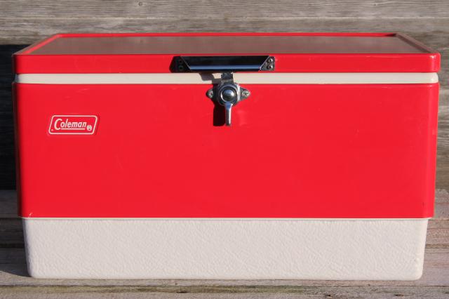 photo of vintage Coleman ice chest w/ metal handles, retro 60s 70s cooler for soda pop or beer #5