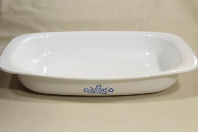 photo of vintage Corningware roaster, blue cornflower Corning big roasting pan #1