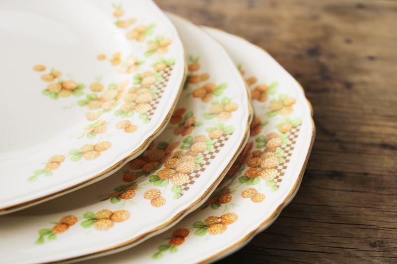 photo of vintage Crown potteries orange clover pattern dishes, set of 6 small plates depression era #4