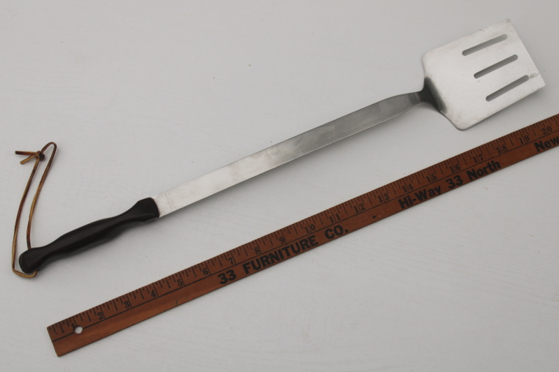 photo of vintage Cutco long handled burger flipper, slotted turner spatula for griddle or BBQ grill  #2