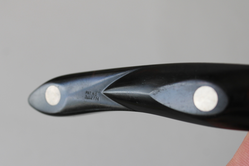 photo of vintage Cutco paring knife design patent number 3122774 black handle  #4
