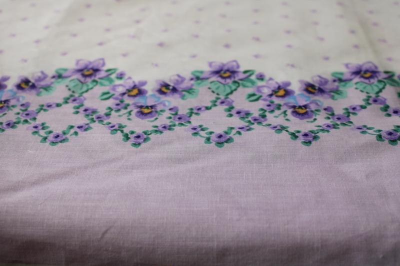 photo of vintage Daisy Kingdom violet print cotton fabric, purple violets double border print #5