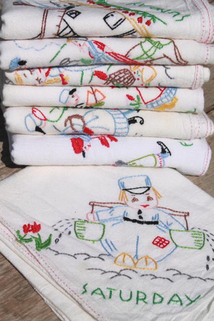 photo of vintage Days of the Week cotton floursack kitchen towels w/ embroidery, Dutch boy & girl #1