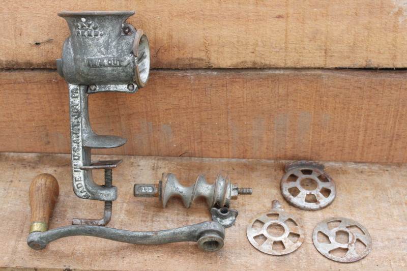 photo of vintage DeLuxe New Standard cast iron meat grinder food chopper, Mount Joy Pennsylvania  #10