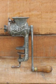 vintage DeLuxe New Standard cast iron meat grinder food chopper, Mount Joy Pennsylvania 