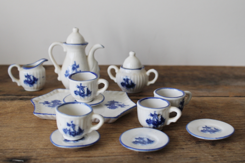 photo of vintage Delft style blue & white china, miniature tea set doll dishes  #1