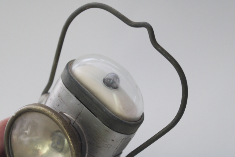 photo of vintage Delta Electric Juniorlite battery lantern flashlight two light lamp w/ handle #7