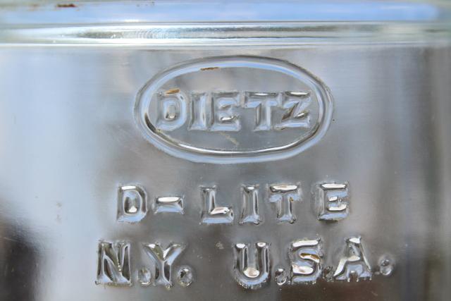 photo of vintage Dietz D-lite lantern globe, replacement lamp shade for railroad or barn lantern #8
