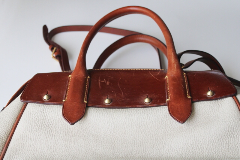 photo of vintage Dooney & Bourke white all weather leather doctors bag, large purse w/ shoulder strap #9