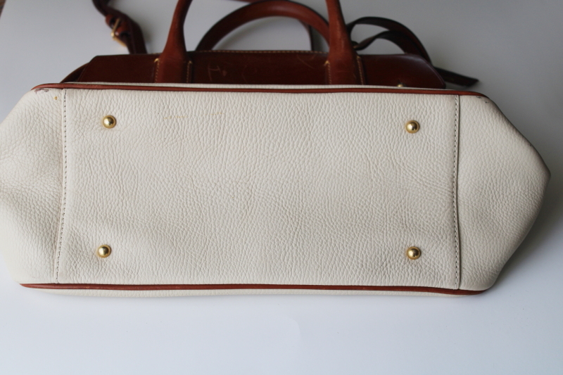 photo of vintage Dooney & Bourke white all weather leather doctors bag, large purse w/ shoulder strap #10