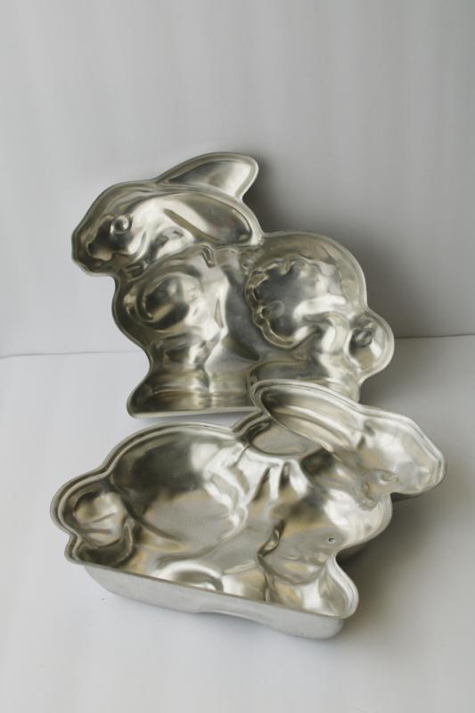 photo of vintage Easter bunny rabbit cake pan, aluminum mold for cooking or crafts #2