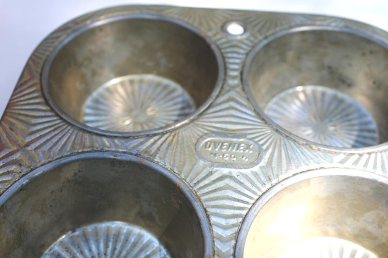 photo of vintage Ekco Ovenex starburst pattern textured metal muffin or cupcake pan #2