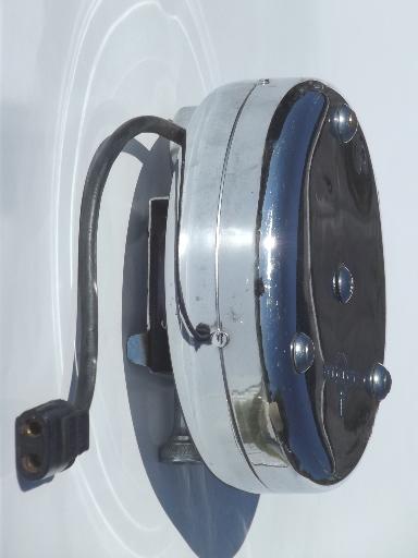 photo of vintage Electrolux extension cord, retractable electrical cord reel #2